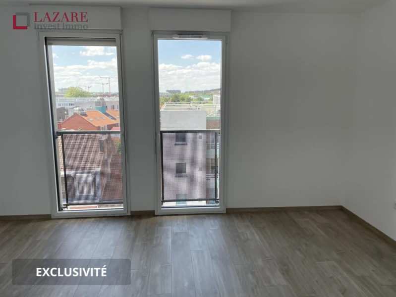 A LOUER T3 récent avec parking 8