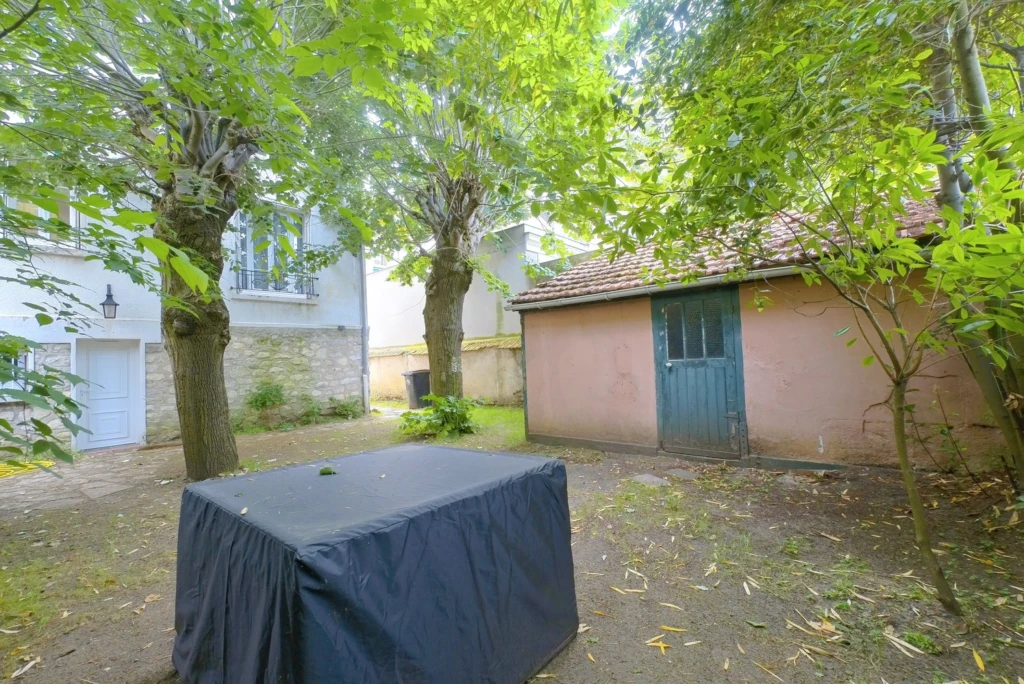 Maison 100m² 3 chambres à la Mairie + garage 11