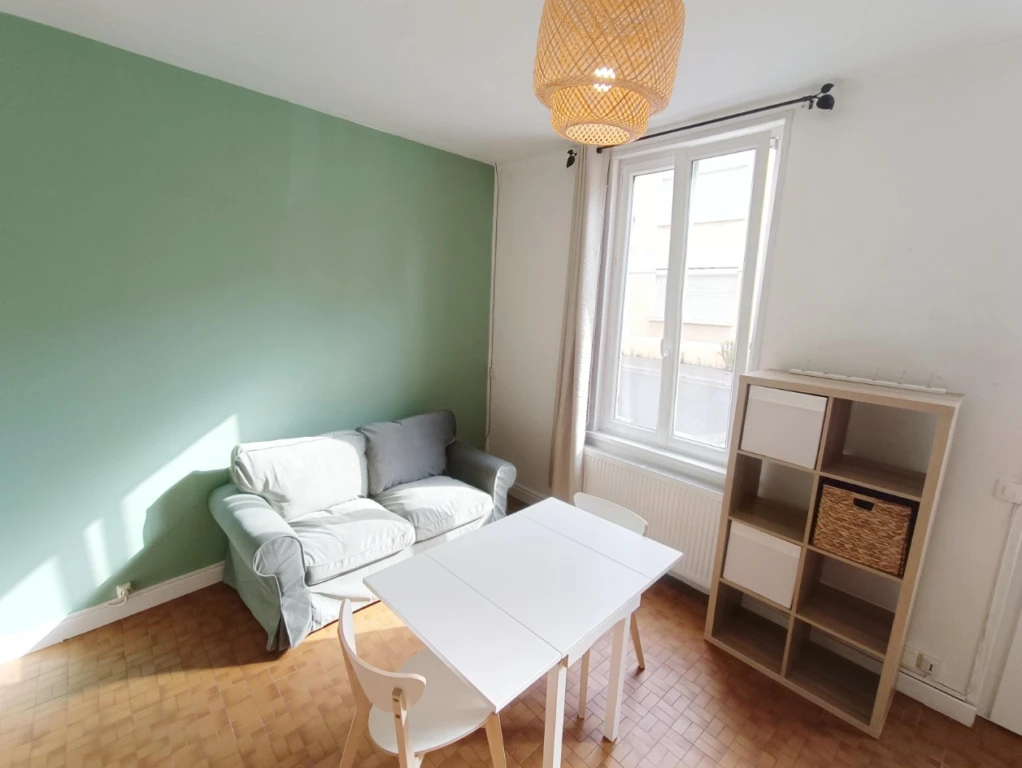 Charmante maison T2 bis + cour Amiens St-Pierre 6