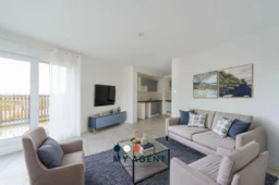 T4 avec grande terrasse 35m2 – Dernier étage 3