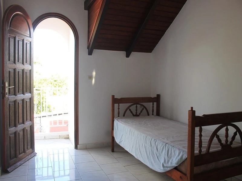 Appartement F3 Duplex Bourg Saint-François 7