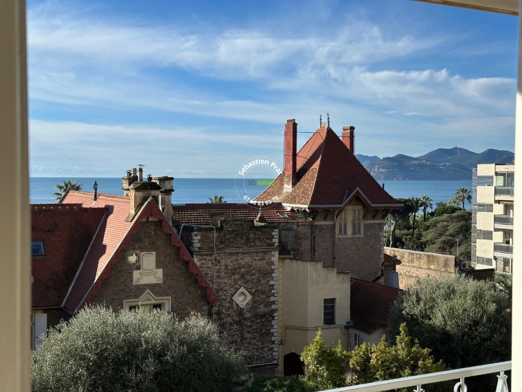 Cannes – 3 pièces 70m2 avec terrasse vue mer 1