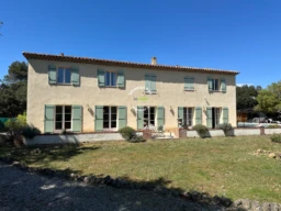 Spacieuse demeure de 9 pièces, 235m² 1
