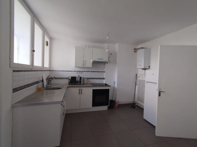 Appartement meublé T4, balcons, cave Amiens 3