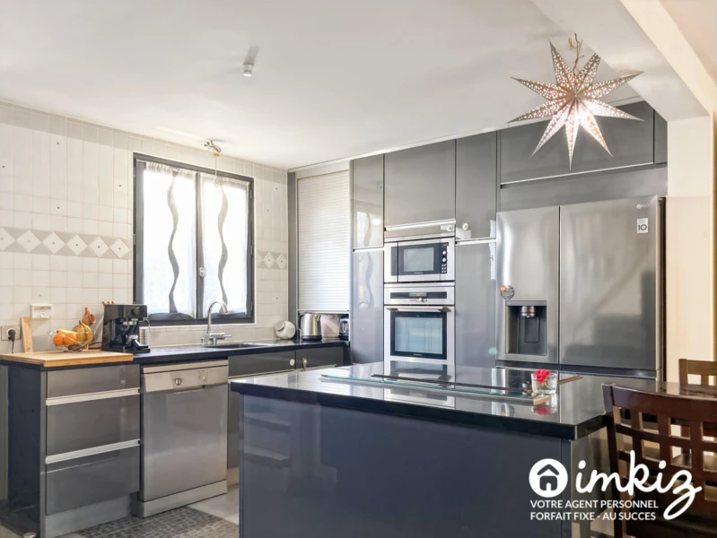 Maison familiale avec jardin, proche métro 6