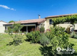 Gde Maison T6 au calme à Castelginest 1
