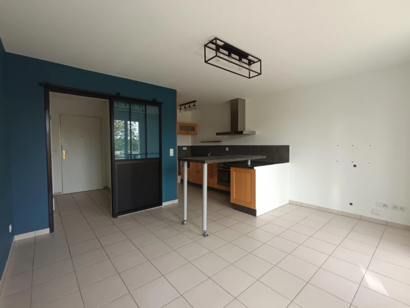 Appartement 1 chambre balcon & parking Sud-Est 2