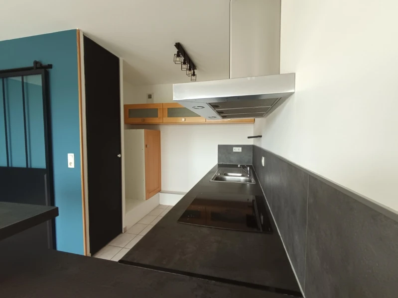 Appartement 1 chambre balcon & parking Sud-Est 4