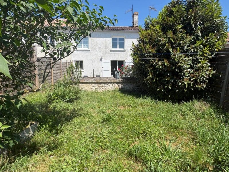 Maison ancienne, charme et potentiel 3