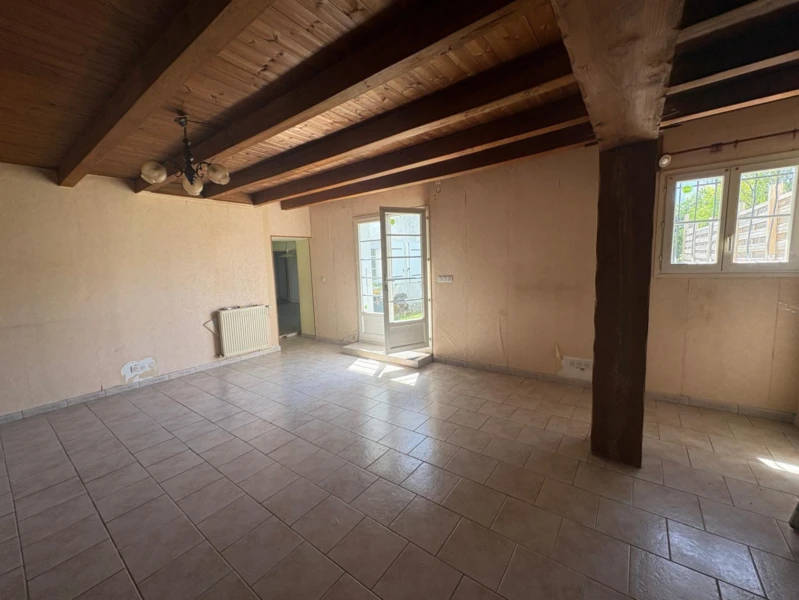 Maison ancienne, charme et potentiel 7