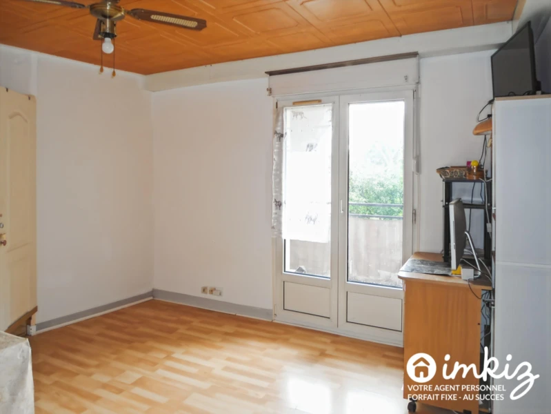 T1 bis avec balcon et parking 2