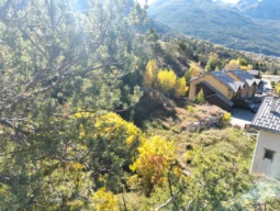Terrain constructible à Briançon -Viabilisé- 2