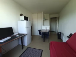 Studio proche gare et Citadelle St Leu Amiens 1