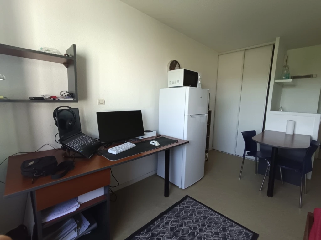 Studio proche gare et Citadelle St Leu Amiens 4