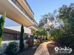 T3 dernier etage avec terrasse et box 3