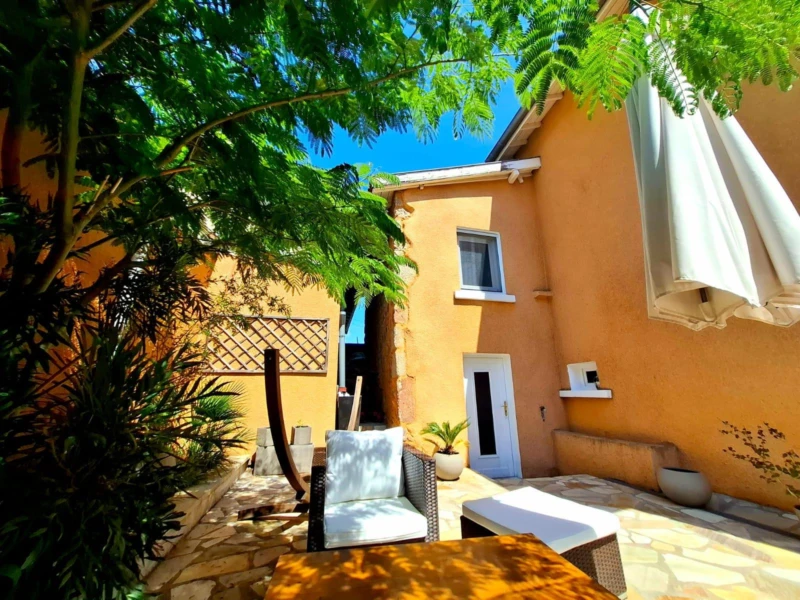 Maison de ville pleine de charme 1