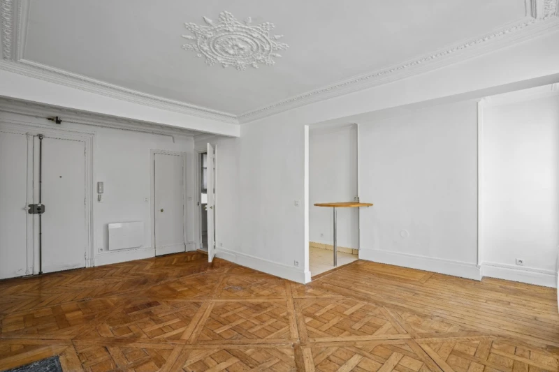 GRAND STUDIO - Quartier Opéra - Paris 2ème 1