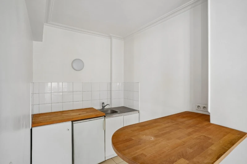 GRAND STUDIO - Quartier Opéra - Paris 2ème 2