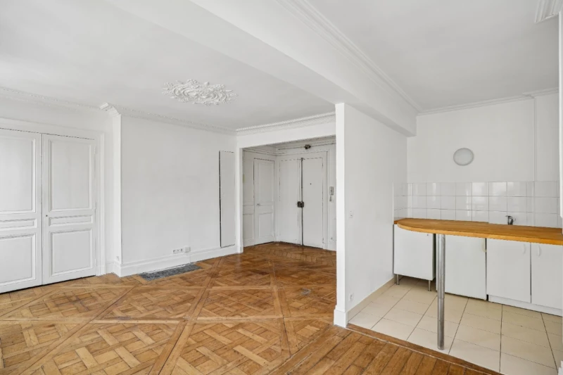 GRAND STUDIO - Quartier Opéra - Paris 2ème 3