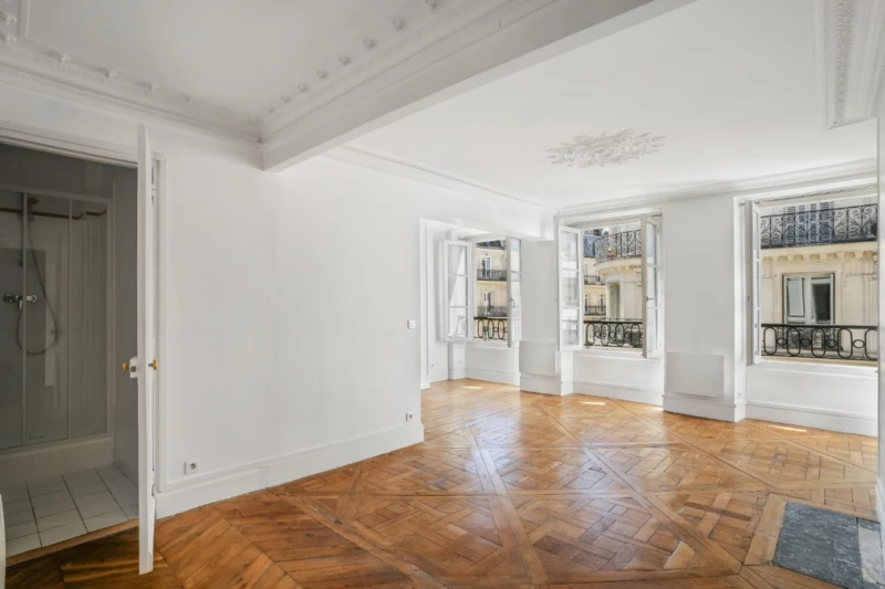 GRAND STUDIO - Quartier Opéra - Paris 2ème 7