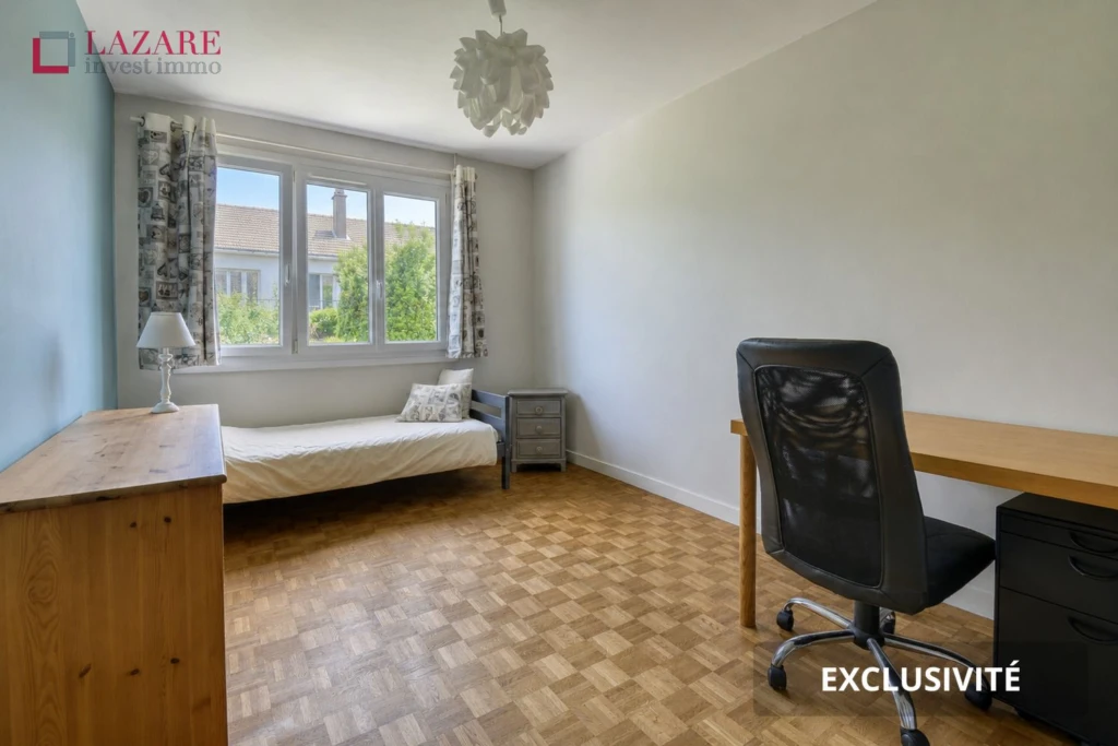 A VENDRE MAISON T9 NANTES (HAUTE MITRIE) 17