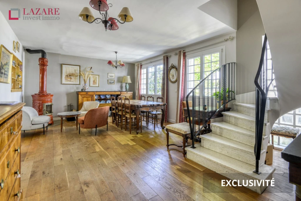 A VENDRE MAISON T9 NANTES (HAUTE MITRIE) 14