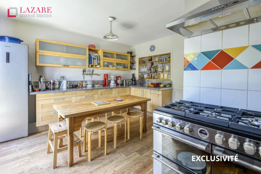 A VENDRE MAISON T9 NANTES (HAUTE MITRIE) 8