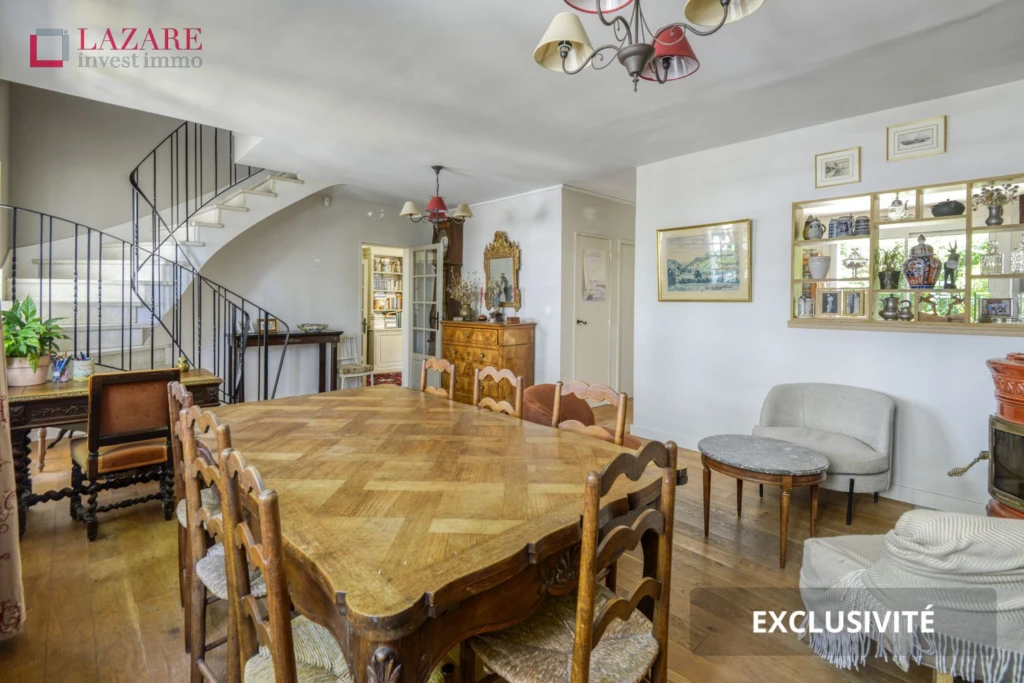 A VENDRE MAISON T9 NANTES (HAUTE MITRIE) 9