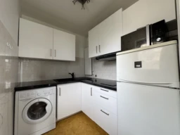 MONTPARNASSE Grand Studio Meublé et terrasse 3