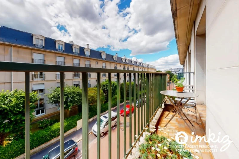 Duplex 137 m2 carrez (168m² sol) 5ch, Pl Alex. 1er 1