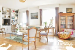 Duplex 137 m2 carrez (168m² sol) 5ch, Pl Alex. 1er 3