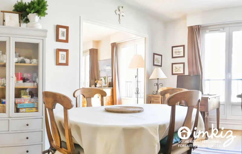 Duplex 137 m2 carrez (168m² sol) 5ch, Pl Alex. 1er 5