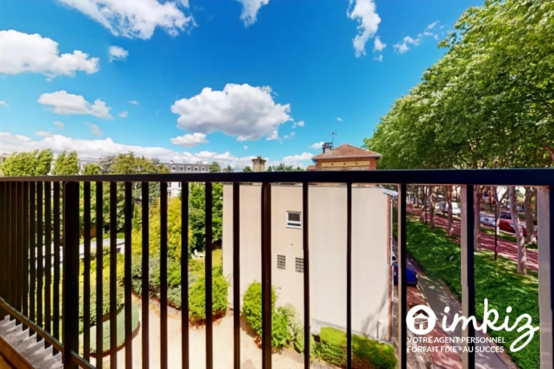 Duplex 137 m2 carrez (168m² sol) 5ch, Pl Alex. 1er 7