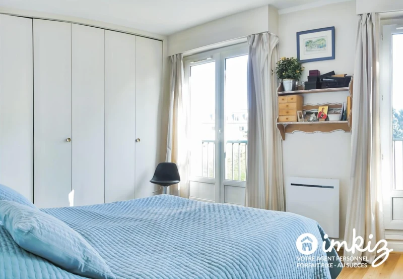 Duplex 137 m2 carrez (168m² sol) 5ch, Pl Alex. 1er 9