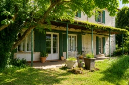 MAISON FAMILIALE + COMMERCE – 5 CHAMBRES 1