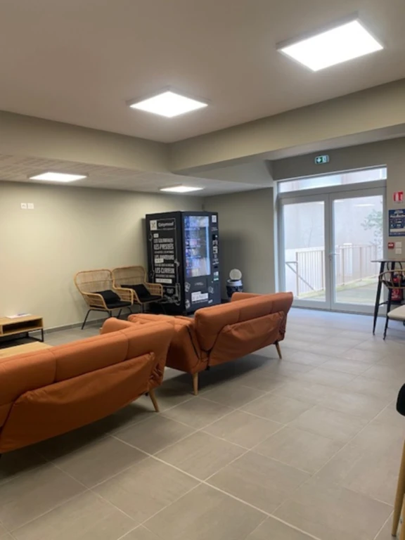A202 STUDIO MEUBLE 20M² 3