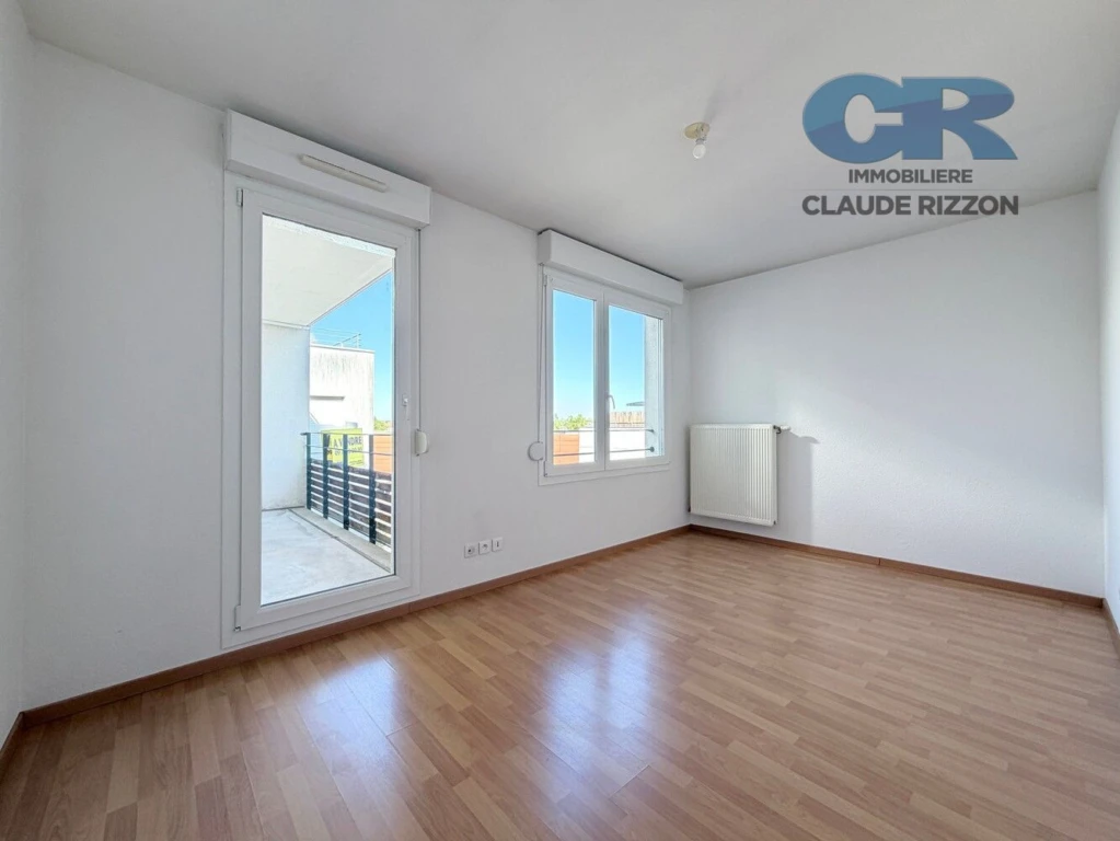 RUE DE VIC - 3 pièces à vendre 4