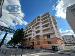 CENTRE GARE - F1B loué à vendre 1