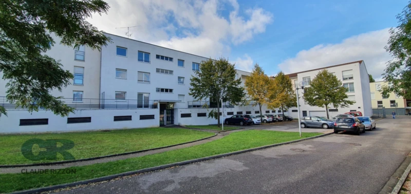 FAC DE SCIENCES - F2A loué à vendre 1