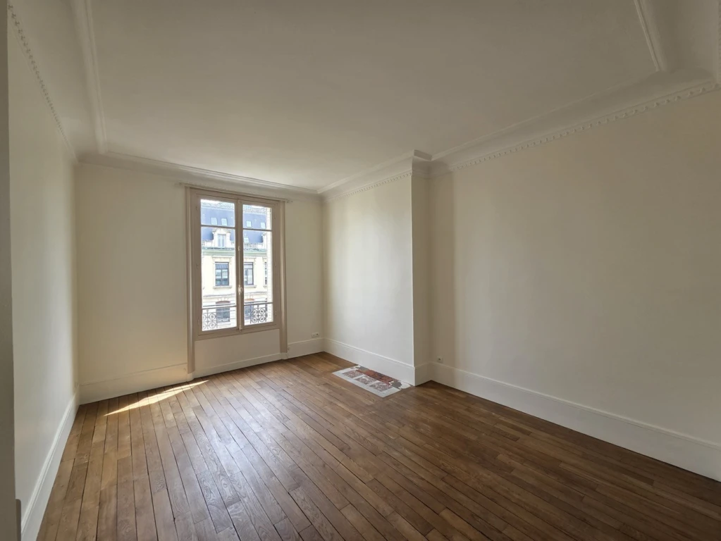 Appartement 4 pièces 95.87m² ADAMVILLE 6