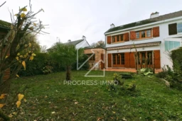 Maison 107m² terrain 278m² Quartier Bois l'Evêque 2