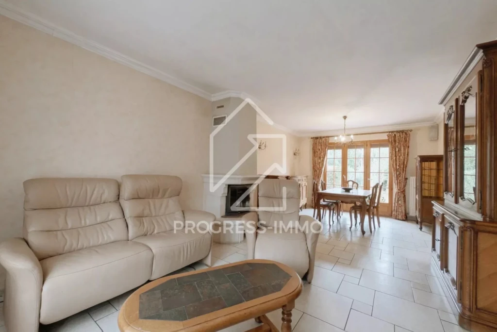 Maison 107m² terrain 278m² Quartier Bois l'Evêque 5