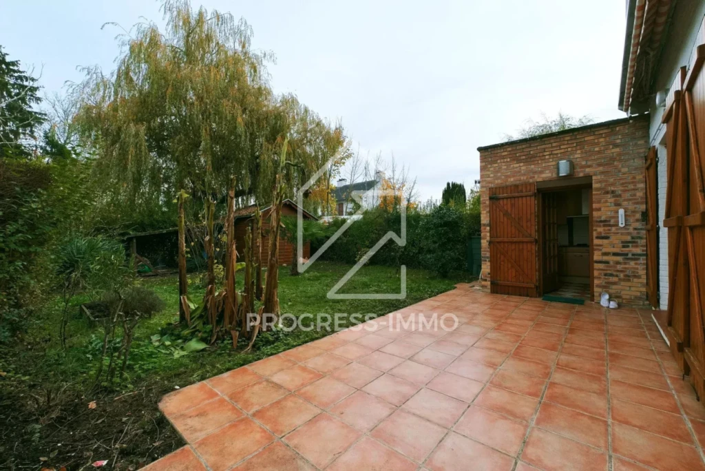 Maison 107m² terrain 278m² Quartier Bois l'Evêque 10