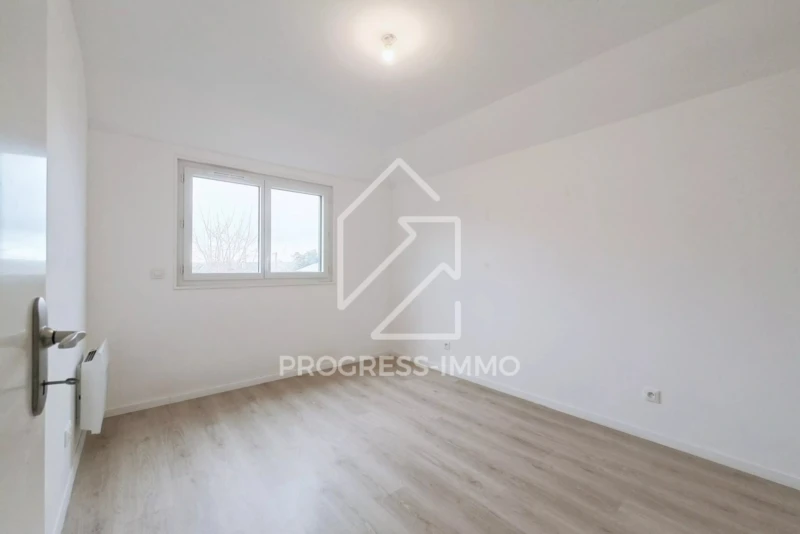 Maison de 85m² sur 238 m² terrain construction récente 9