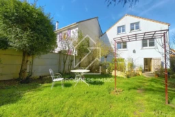 Maison familiale 5 chambres, 140m² sur 398m² 1