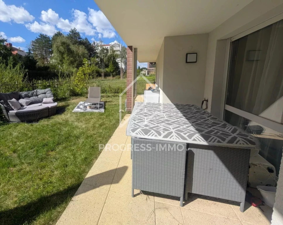 Magnifique appartement avec jardin Neuilly sur Marne 11