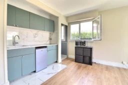 Studio rénové 27 m² Châtenay-Malabry (92290) 3