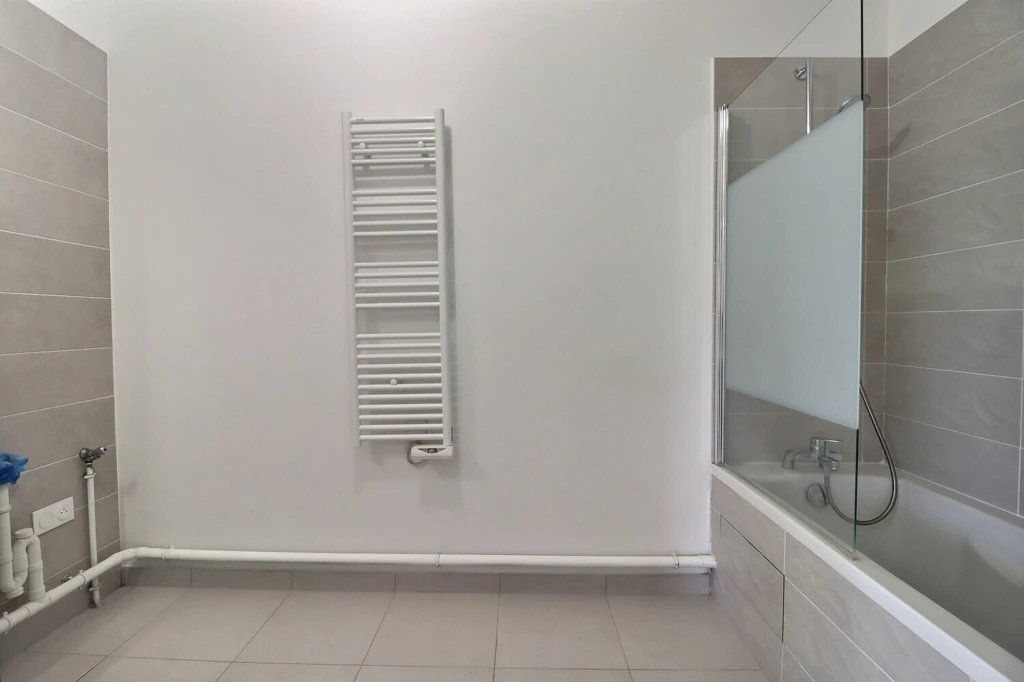 3 pièces 62m² - proche métro - Terrasse 4
