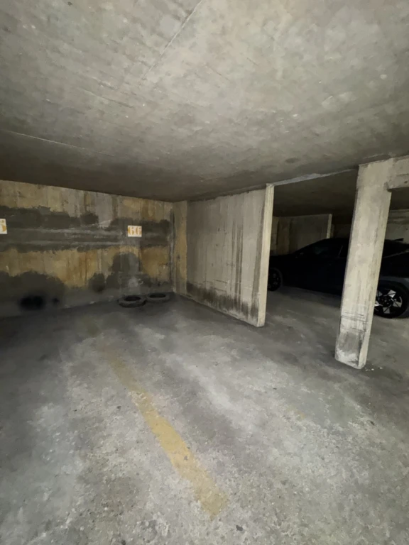 Place de parking 9 m² 1