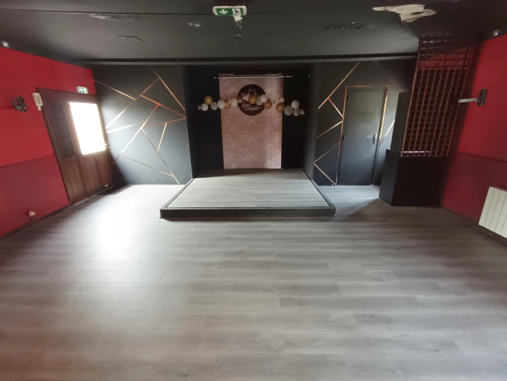 RESTAURANT DE 400 m2 + 2 APPARTEMENTS 7